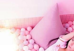 Feilin嗲囡囡 – 美图分享：Emily顾奈奈酱白色写真，跟我一起感受‘白’的魔力！