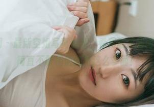 GIRLT果团网 – 最新空姐写真合集，看莫雅淇如何俘获你的心，简直不敢相信她有这么多面！
