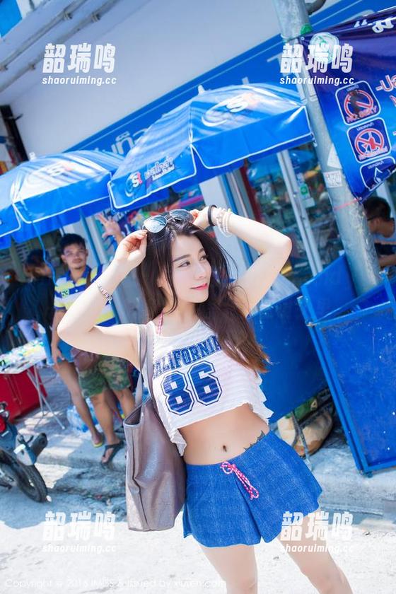 IMiss爱蜜社 - 写真里的杨紫嫣candy:一个女孩的奇妙旅程,全在镜头里。 IMiss爱蜜社 - 写真里的杨紫嫣candy:一个女孩的奇妙旅程,全在镜头里。