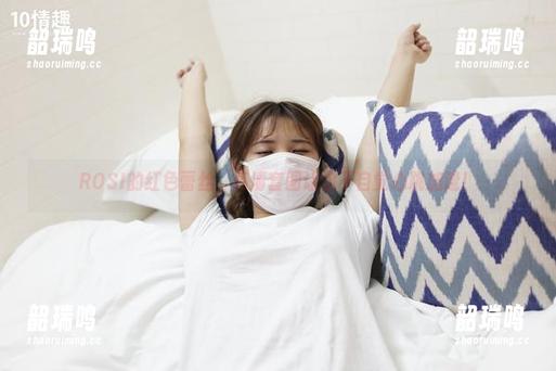 ROSI的红色蕾丝,高清套图让你不自觉心跳加速! ROSI的红色蕾丝,高清套图让你不自觉心跳加速!