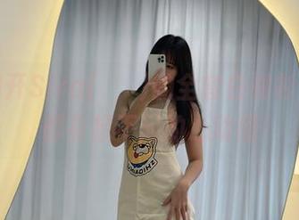 每次翻开Sira(시라)的全套白衬衫作品，都有想不起的心动感