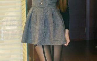 TuiGirl推女郎 – 观看李七喜的校服写真，脑海里突然冒出校园恋爱的画面。