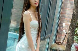 UGirls尤果网 – 李思宁的校园时光流转：写真合集，满是青春的尴尬与灿烂。