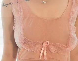 UGirls尤果网 – 李易童皮衣图片合集，真是个风格百变的女神，让人眼前一亮！