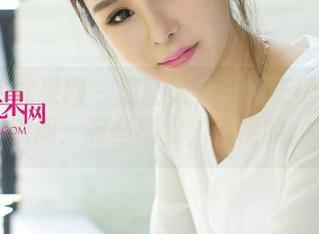 UGirls尤果网 – 原图大公开！王语纯红裙瞬间：有些感觉，你懂的。