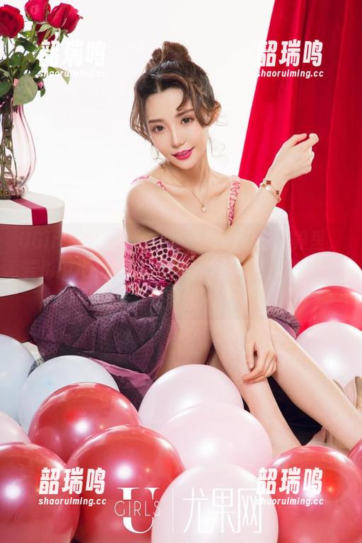 UGirls尤果网 - 在这美图的温柔世界里,若彤BOOMBOOM的存在简直是颠覆我的审美 UGirls尤果网 - 在这美图的温柔世界里,若彤BOOMBOOM的存在简直是颠覆我的审美