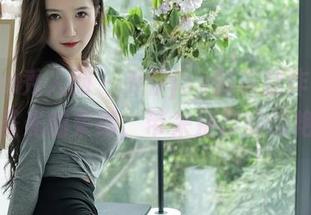 Xiuren秀人网 – 乔伊joy的美腿作品，突围圣光的束缚，带来别样的惊艳！