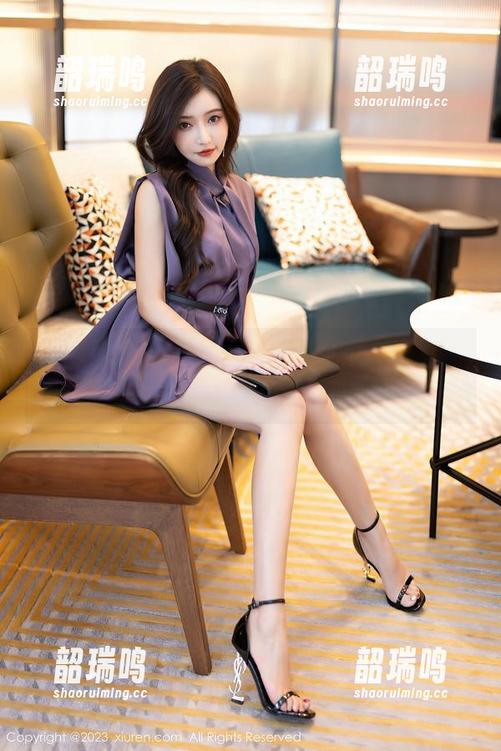Xiuren秀人网 - 当女仆遇上董林越：一组写真，谁说工作不能甜？