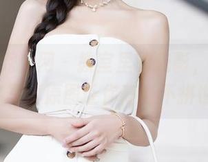 Xiuren秀人网 – 教室里的光影，陈雅漫VICKY写真原图让你高考不拼也能飞