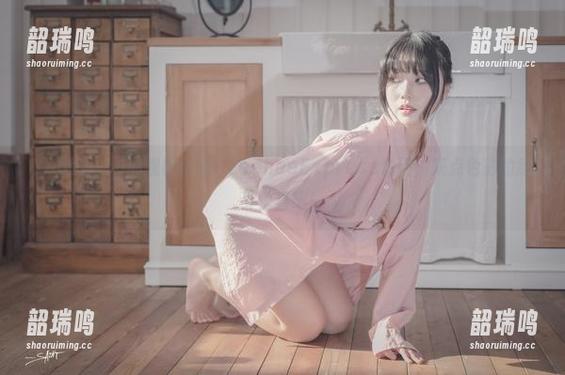 Yuna(윤아)的视界拓展—LeeheeExpress套图，来点色彩的意外惊喜吧！