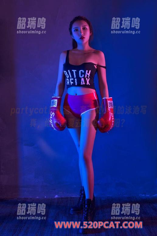 partycat轰趴猫 - 有了艾小青的泳池写真,谁还需要去海边晒太阳? partycat轰趴猫 - 有了艾小青的泳池写真,谁还需要去海边晒太阳?