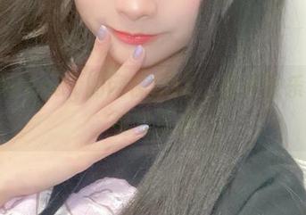 探索Wendy的网袜COS，痛并快乐着的视觉享受