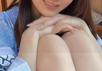 けん研(けんけん)在线自拍，美图简直让人怀疑是不是魔法！