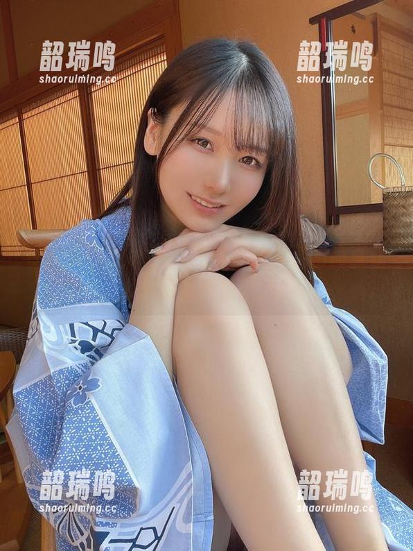 けん研(けんけん)在线自拍，美图简直让人怀疑是不是魔法！