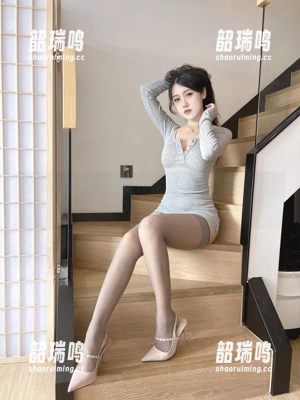 看不呆猫如何把女仆呆呆变成美图,简直不科学! 看不呆猫如何把女仆呆呆变成美图,简直不科学!
