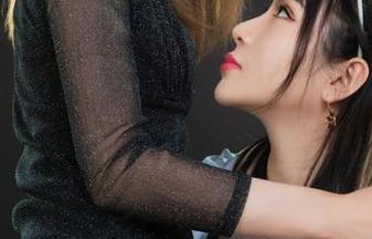 丽柜 – 钟情这次的制服福利，作品里的小细节简直让人忍不住想要多看几遍，太赞了！