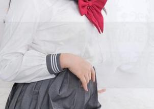 哈哈，‘吊带’这个图包真的是你烨烨的个人风格，竟然让我思绪飘到无尽的遐想。
