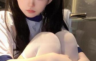 当倦倦喵穿上鱼骨胸衣，照片背后藏着的故事你绝对想不到！