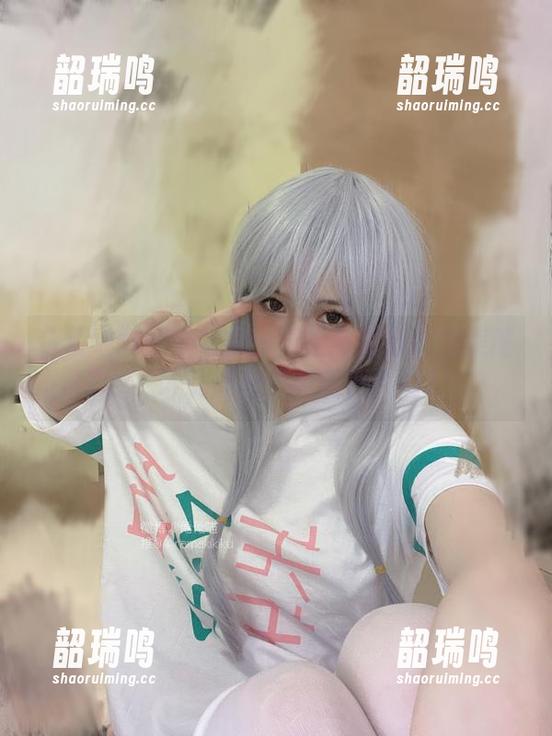 倦倦喵的修女私房:天使与恶魔的完美结合,谁说修女只能是严肃的? 倦倦喵的修女私房:天使与恶魔的完美结合,谁说修女只能是严肃的?