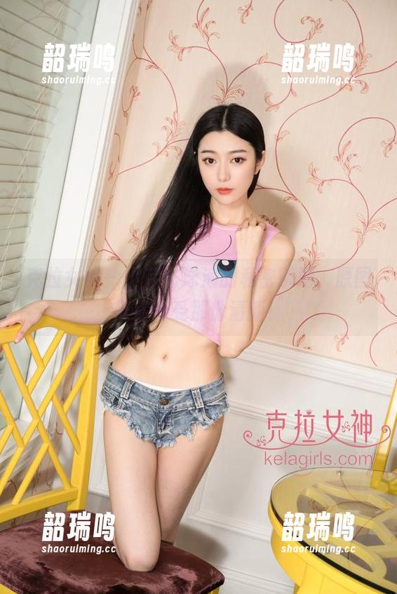 克拉女神 - 小芹:泳池的私密瞬间,原图带你感受那份清新! 克拉女神 - 小芹:泳池的私密瞬间,原图带你感受那份清新!