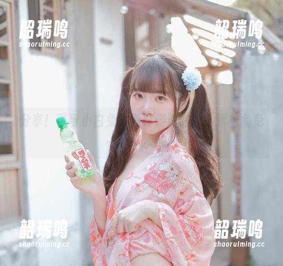 分享!可可小白兔的夏日游泳时光,跟着兔兔一起撩水吧! 分享!可可小白兔的夏日游泳时光,跟着兔兔一起撩水吧!