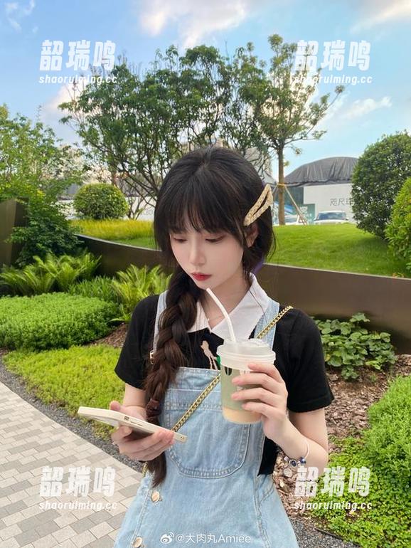 大肉丸Amiee妹妹在写真上的奇幻旅程:原图是我的心灵鸡汤! 大肉丸Amiee妹妹在写真上的奇幻旅程:原图是我的心灵鸡汤!