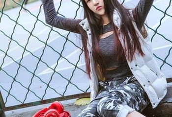 头条女神 – 瞧瞧李丽莎的夏日魔法——原图先睹为快，图册留给你幻想！