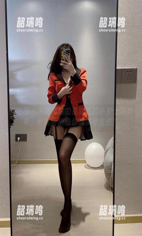 微密圈 - 下载奔跑的晶骡儿的小护士写真集,可能会治愈你的单身焦虑? 微密圈 - 下载奔跑的晶骡儿的小护士写真集,可能会治愈你的单身焦虑?