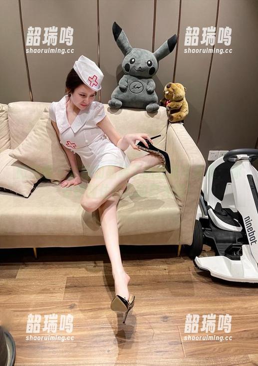 微密圈 - 奔跑的晶骡子的红裙写真集:你要控制住自己的目光哦! 微密圈 - 奔跑的晶骡子的红裙写真集:你要控制住自己的目光哦!