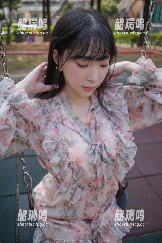 别低估姜仁卿(강인경)的自拍，这是一本会让你百看不厌的写真集！