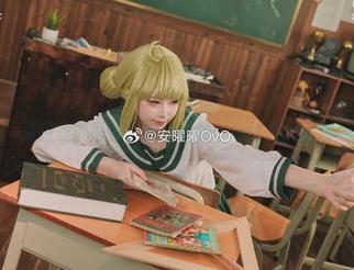 夏日里的画框：安曜曜的cos作品大解密