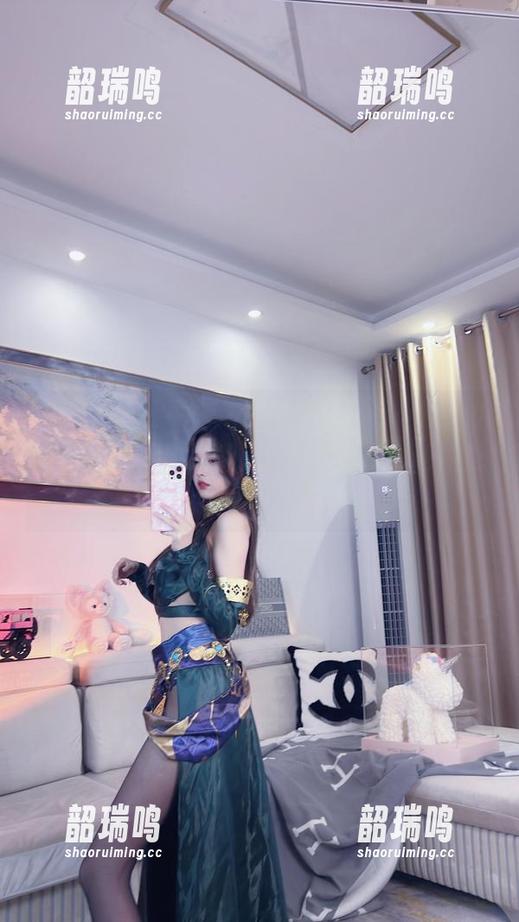 看小小奶瓶儿的浴缸写真,福利满满,但我只想问,她的浴缸是用来泡澡的还是在拍照啊? 看小小奶瓶儿的浴缸写真,福利满满,但我只想问,她的浴缸是用来泡澡的还是在拍照啊?