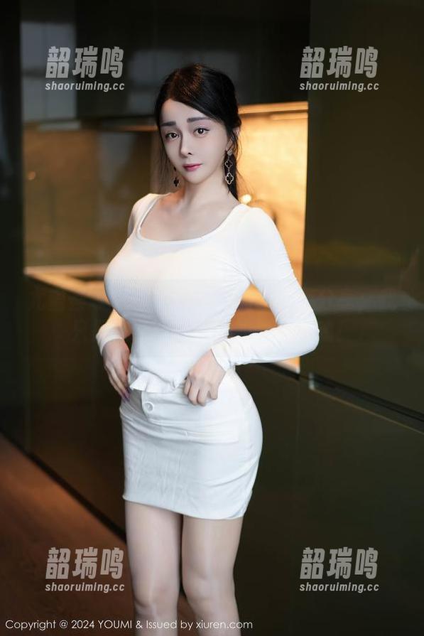 尤蜜荟 - 别怕!熊小诺的职业装分享:我只是在试图拯救我的早起灵魂! 尤蜜荟 - 别怕!熊小诺的职业装分享:我只是在试图拯救我的早起灵魂!