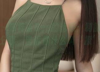 推女神 – 宋梓诺Bee的诱惑：制服搭配图片分享，告诉你什么叫‘撩’！