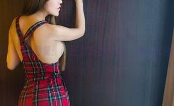 推女郎 – 私房图集：跟随郑瑞熙一起，感受红裙的魅力
