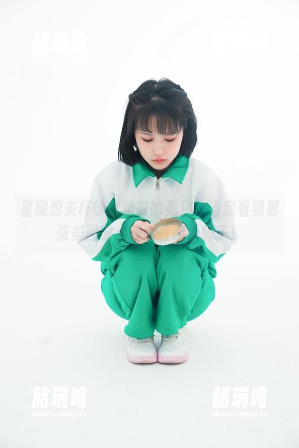 星澜想来杯珍珠奶茶的美腿,当我看到那张美图时,我险些跌下椅子! 星澜想来杯珍珠奶茶的美腿,当我看到那张美图时,我险些跌下椅子!