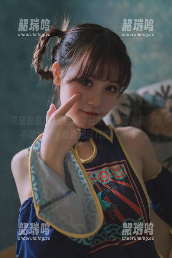 星黛鹿鹿i美图合集:日常女警的火花,真不知何时也能遇到这样的“抓捕”。 星黛鹿鹿i美图合集:日常女警的火花,真不知何时也能遇到这样的“抓捕”。