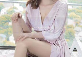 梦丝女神 – 王娇娇的绝世容颜：定制的每一处细节都超养眼！