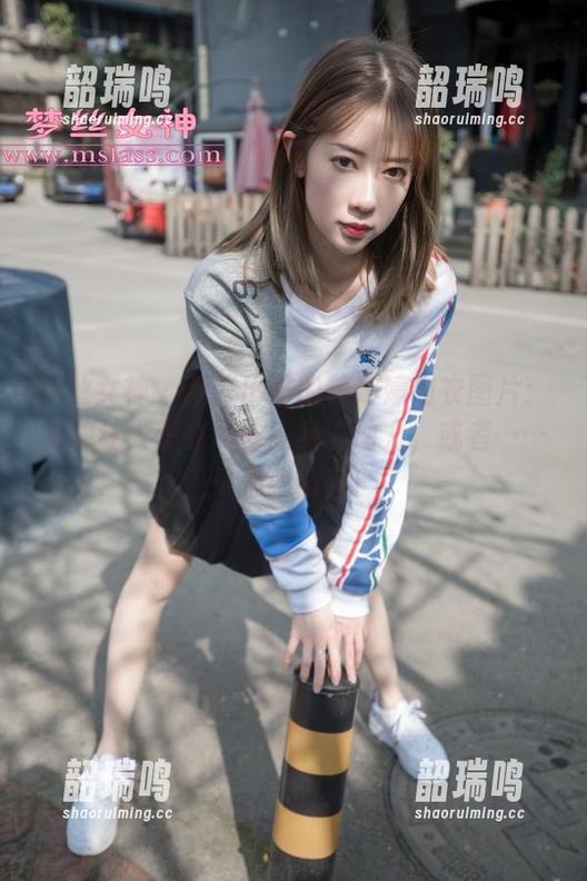 梦丝女神 - 新鲜出炉的魏婷婷内衣图片:有种让人想立马去健身的动力,或者……只是想偷看! 梦丝女神 - 新鲜出炉的魏婷婷内衣图片:有种让人想立马去健身的动力,或者……只是想偷看!