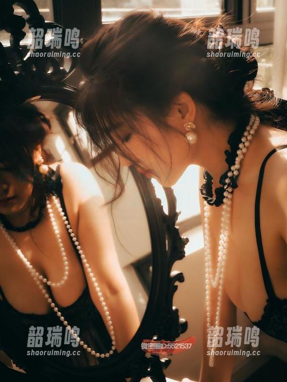 樱晚gigi的体操服：嫉妒这种体态的cos精选，我的天呀！