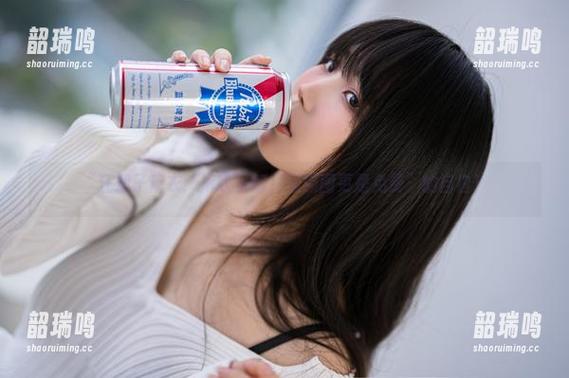 “汪知子麻衣：麻衣虽好，但原图更是免费”的自白！