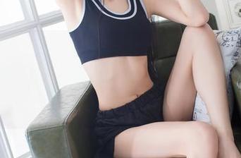 爱蜜社 – 夏正正的瑜伽套图：我的眼睛总忍不住多看几眼，这是什么奇妙的吸引力？