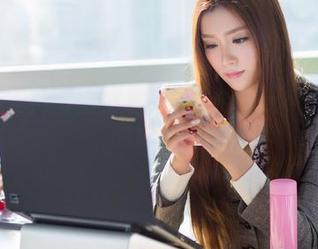 爱蜜社 – 居家不负众望：逗逗doudou精选合集，让人看的目不转睛的瞬间