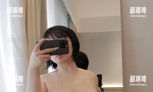 微密圈 - 图片里的瑜瑾u，甜心写真时刻，果然甜度爆表，自带闪闪发光的气场！