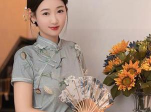 秀人网 – 女王刘飞儿Faye的写真全集，等待被你慢慢品味！