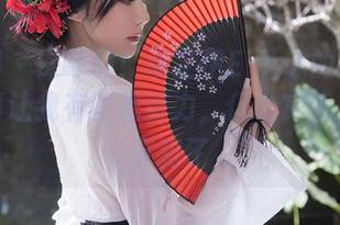秀人网 – 深呼吸！卓芷伊EricA的高清运动写真让我有些想努力，但说实话，懒癌又犯了