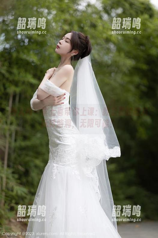 秀人网 - 李七喜带你上课:教室里的图片玩转脑洞,无限可能! 秀人网 - 李七喜带你上课:教室里的图片玩转脑洞,无限可能!