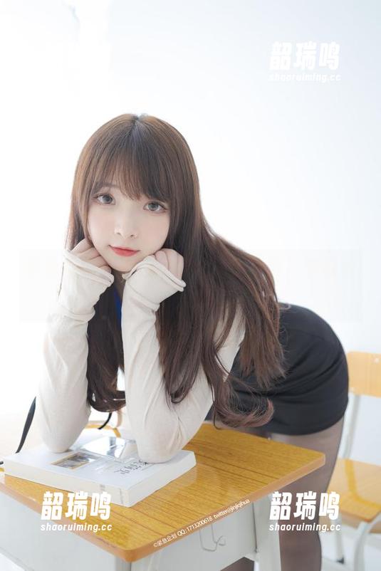 紧急企划 - 小恩护士的免费写真，来看看她怎么用美疗愈所有！