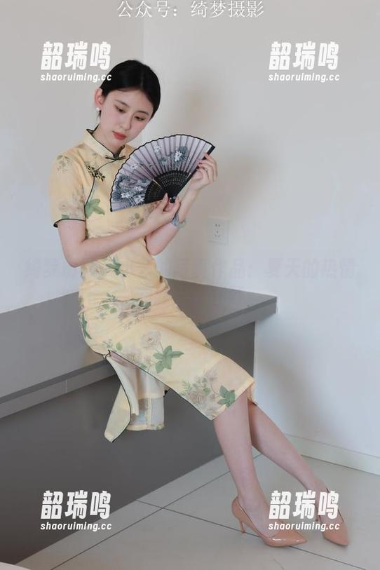绮梦摄影 - 小艺的写真作品:夏天的热情和我一样狂野 绮梦摄影 - 小艺的写真作品:夏天的热情和我一样狂野