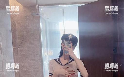 微密圈 - 脸红Dearie的白衬衫！在线高清，感受到她的魅力比这衬衫白还耀眼！